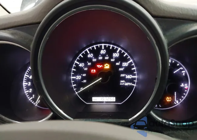 2T2HK31U38C054387: 44363553