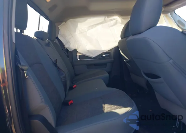 1C6RR7LT5HS666662: 44363569