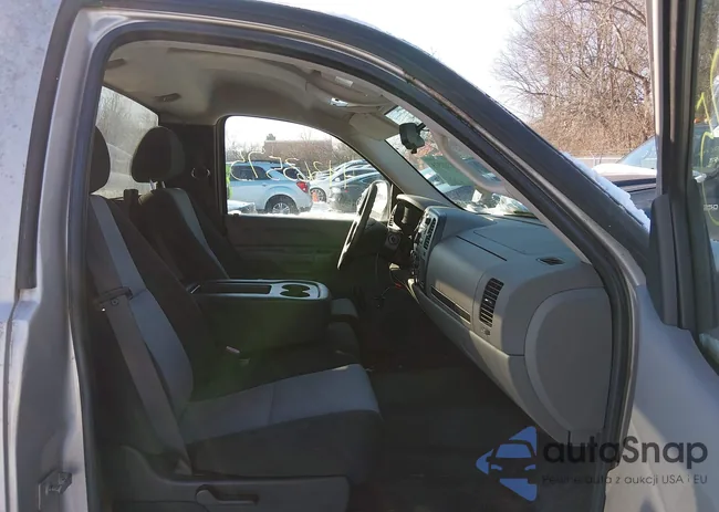 1GCEC14X48Z169830: 44363575