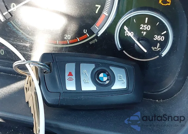 WBAKN9C55GD961862: 44363663