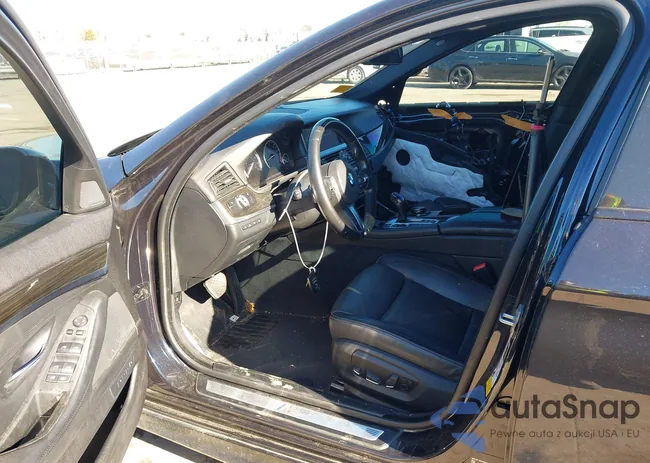 WBAKN9C55GD961862: 44363663