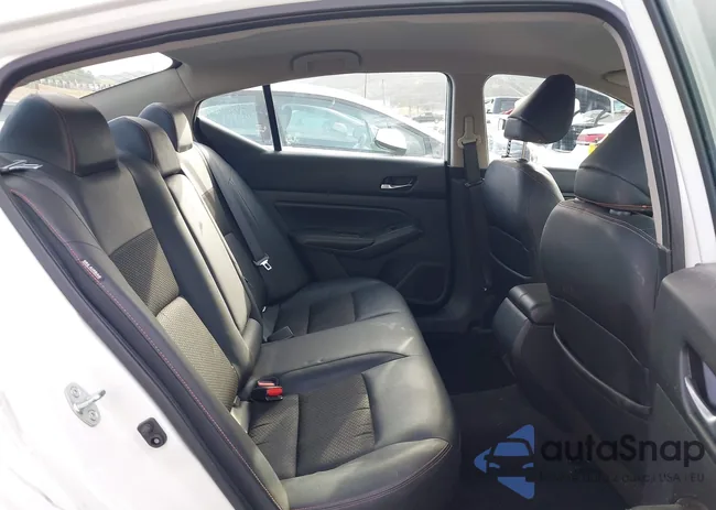 1N4BL4CV0KC159557: 44363841