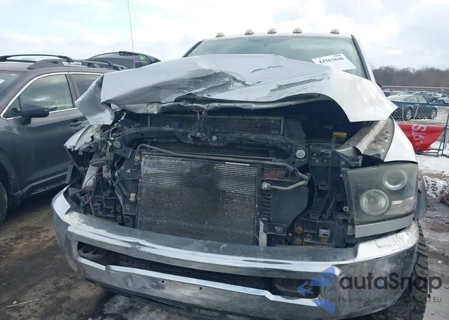 3C6UD5CL3CG293215: 44363848