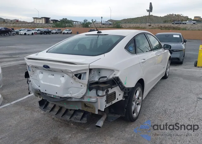 3FA6P0LUXER356571: 44363887