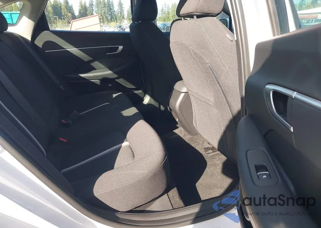 KMHL14JA1RA351950: 44365019