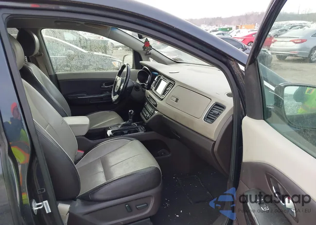 KNDME5C18F6019261: 44365124