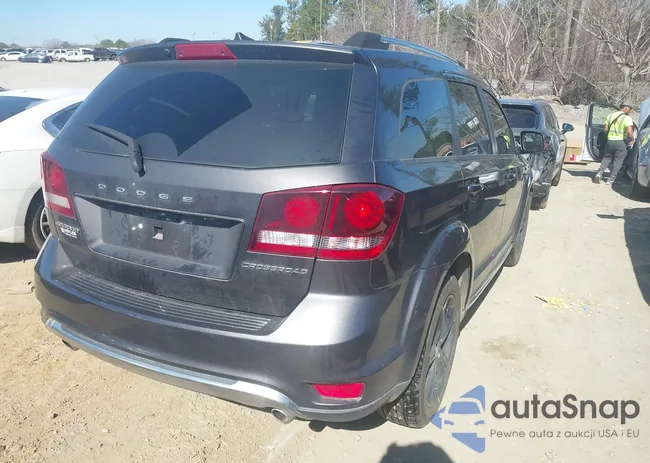 3C4PDCGG0KT857822: 44365238