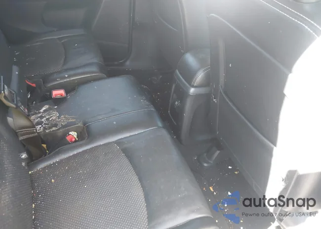 3C4PDCGG0KT857822: 44365238