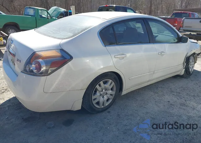 1N4AL2AP6BC107595: 44365295