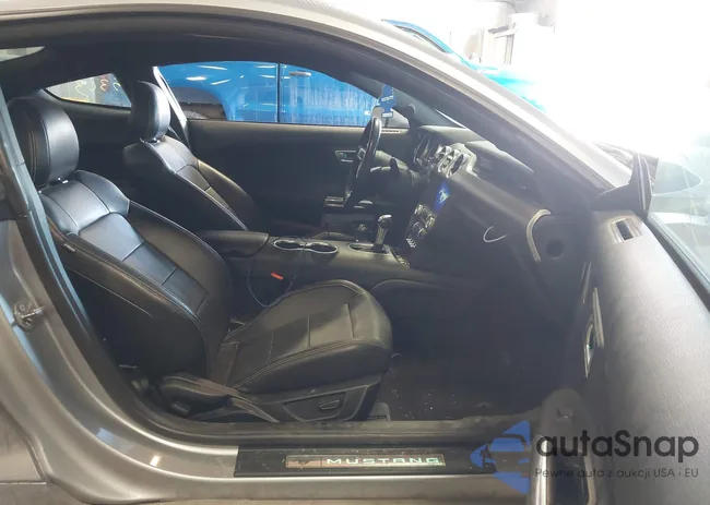 1FA6P8TH5P5109725: 44365363