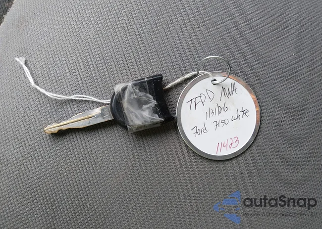 1FTRF12206KD30549: 44365396