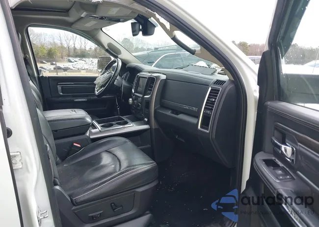 1C6RR7PT8FS527259: 44365469