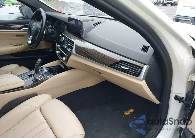 WBAJA7C52KWW19200: 44365494