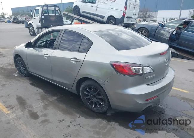 JM1BL1TG5D1821092: 44364579