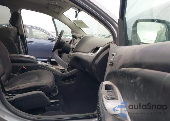 3C4PDCBG2HT590814: 44364595