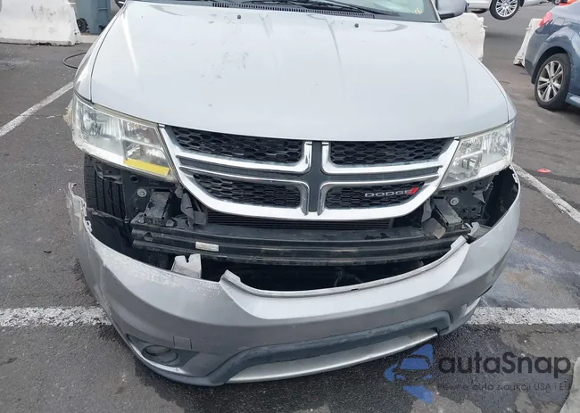 3C4PDCBG2HT590814: 44364595