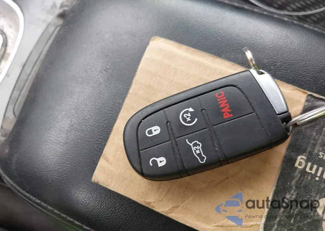 3C4PDCBG2HT590814: 44364595