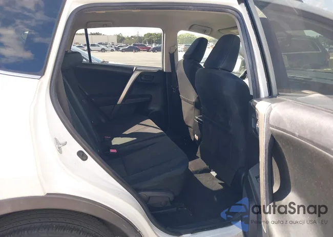 JTMZFREV8FD056882: 44364682