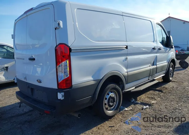 1FTBR1Y82PKC01640: 44364684