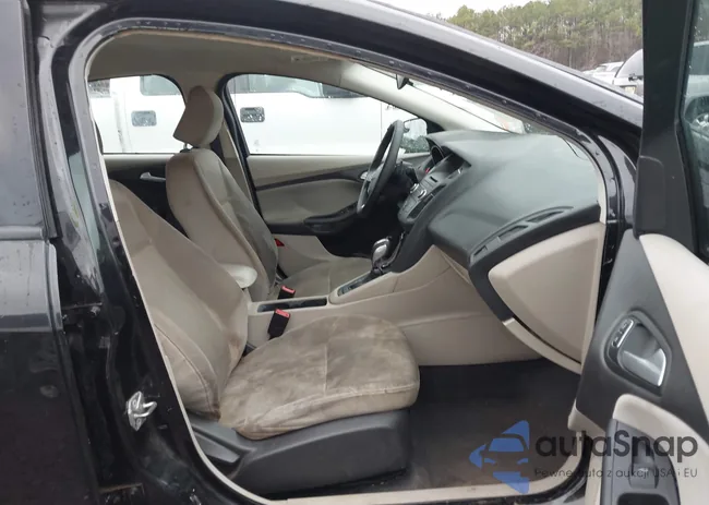 1FADP3F26FL259435: 44364710