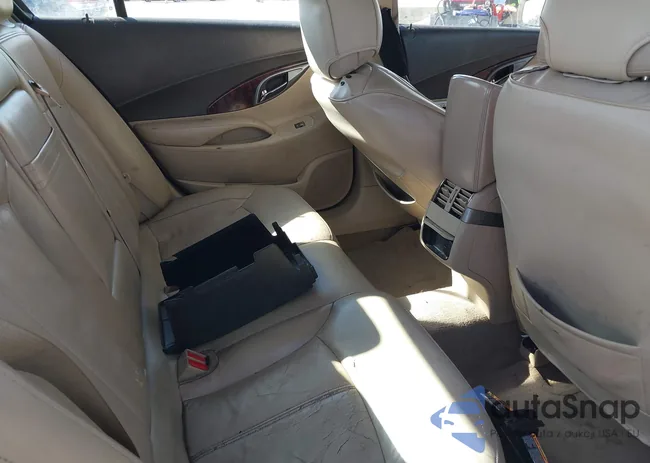 1G4GC5ED2BF228026: 44364833