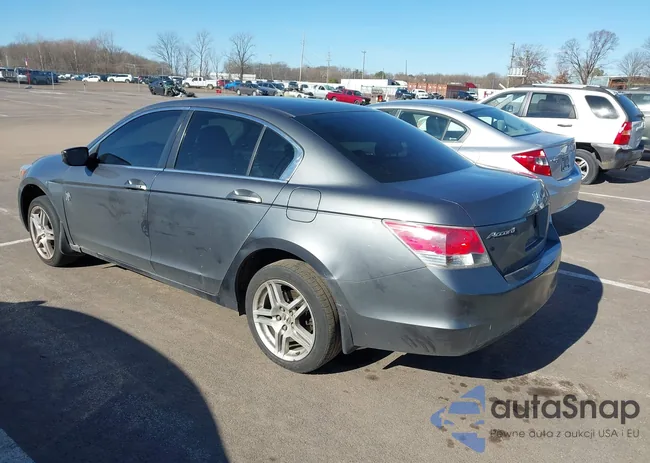 1HGCP2F38AA184879: 44364869