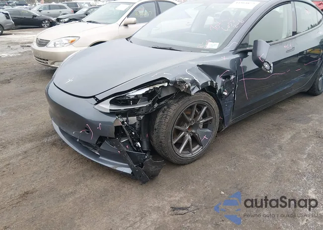 5YJ3E1EA9PF417618: 44364872