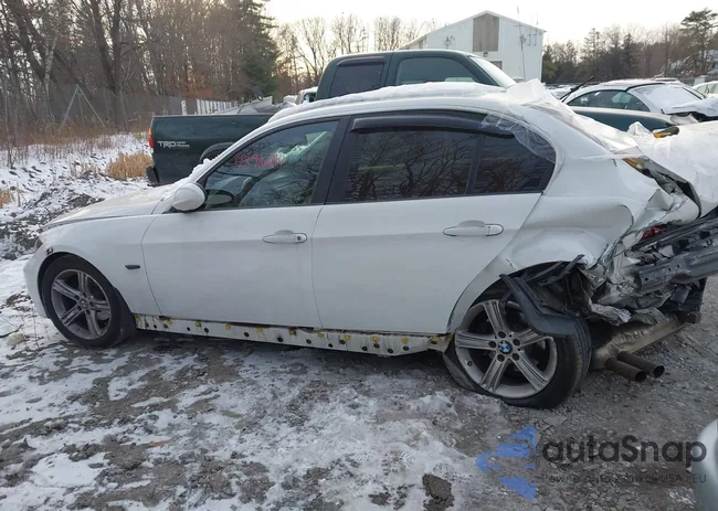 WBAVD13596KV02961: 44364903