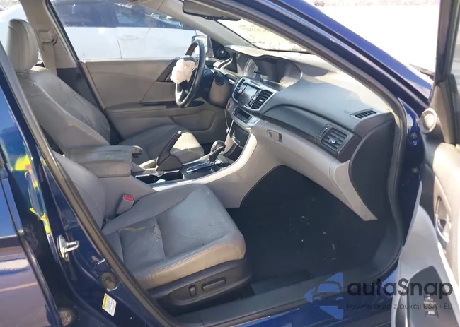 1HGCR2F8XDA032581: 44365945