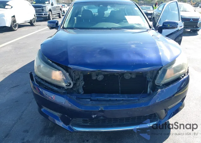 1HGCR2F8XDA032581: 44365945