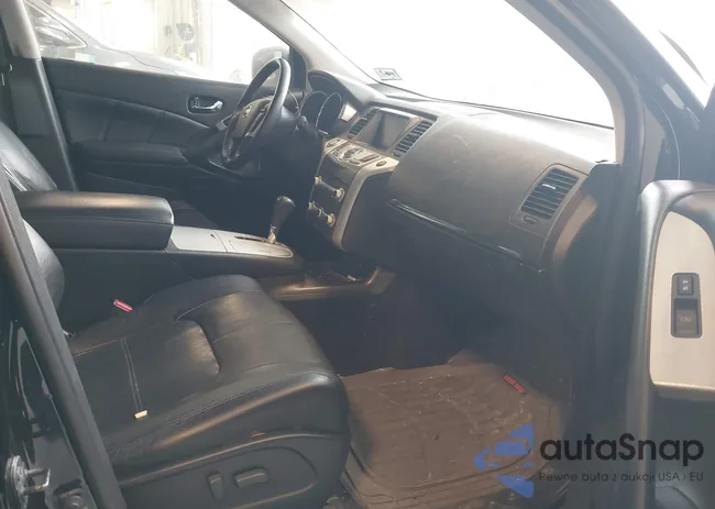 JN8AZ1MW8BW158170: 44366051