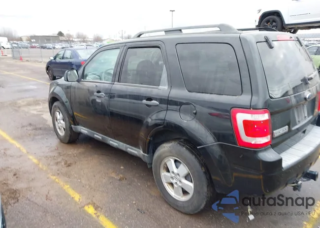 1FMCU9D70AKD46046: 44366112