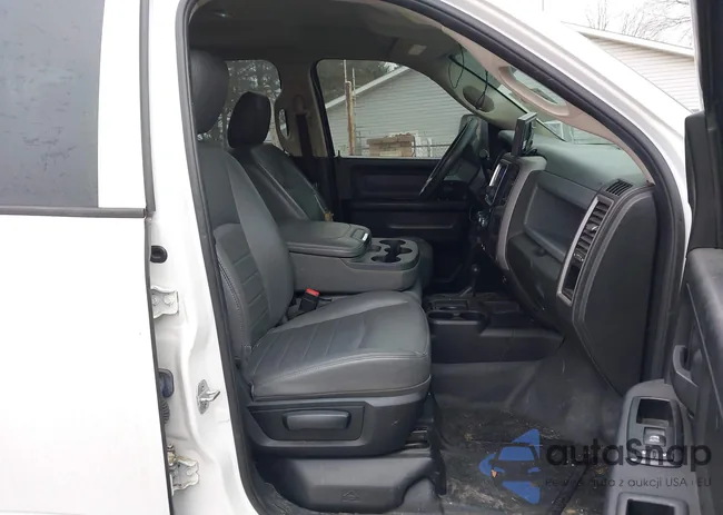 3C6TR5CT8EG253163: 44366170