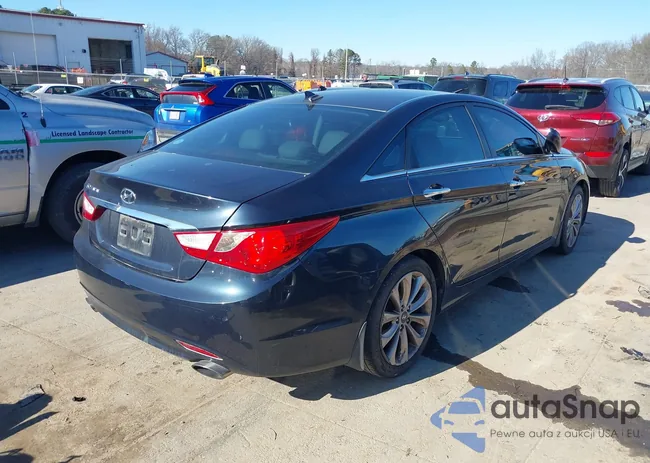 5NPEC4AC3DH520635: 44366203