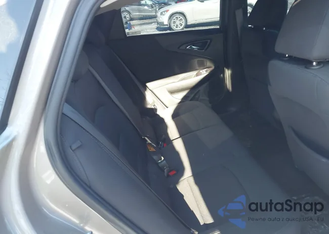 1G1ZB5ST4NF212208: 44366331