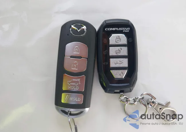 JM3TCBDY8J0218227: 44366338