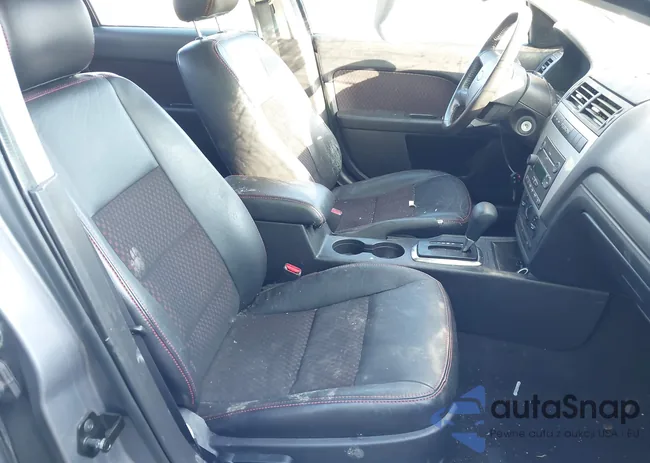 3FAHP07Z47R265202: 44366404