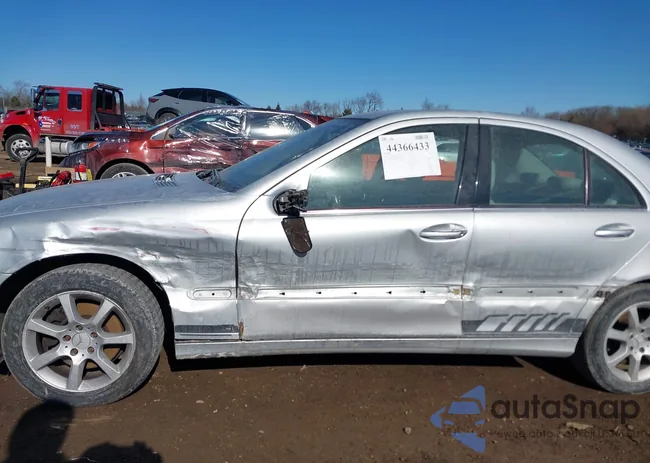 WDBRF92HX7F874939: 44366433