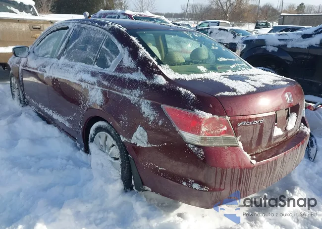 1HGCP2F37AA144826: 44365559