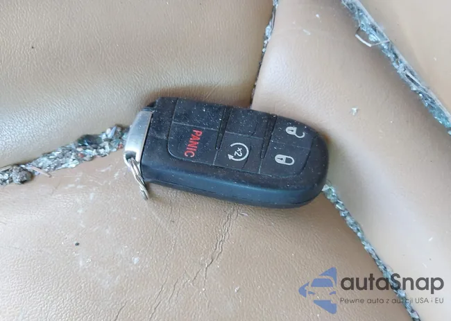 3C4PDCBG3ET219740: 44365601