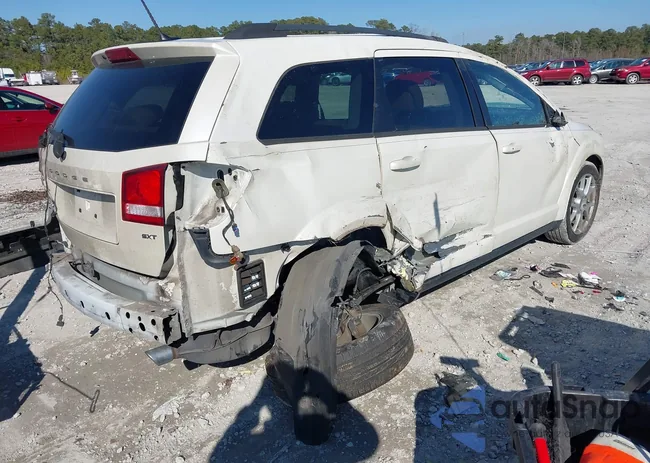 3C4PDCBG3ET219740: 44365601