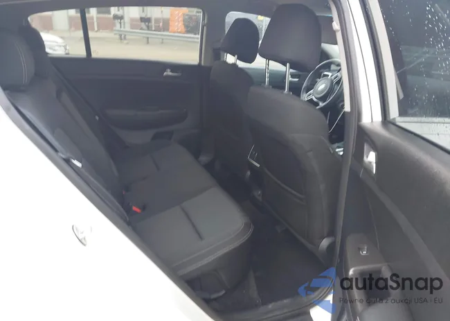 KNDPM3AC9H7079152: 44365610