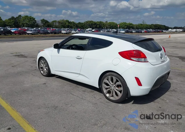 KMHTC6AD4FU239671: 44365699