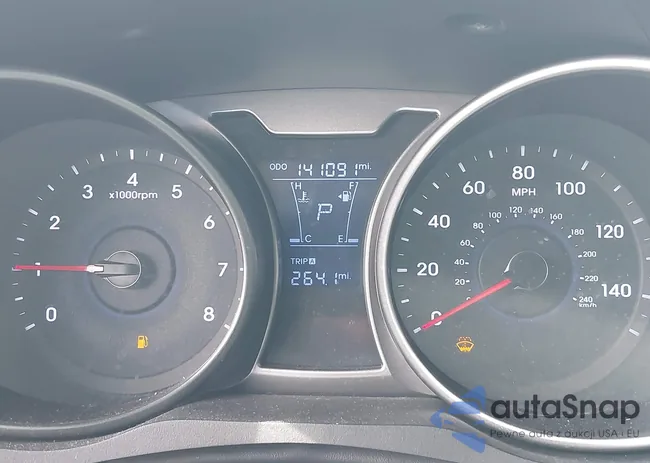 KMHTC6AD4FU239671: 44365699