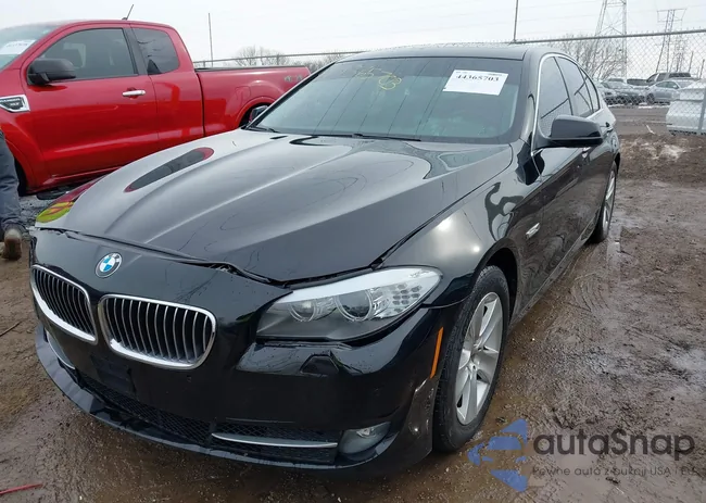 WBAXG5C50CDY28218: 44365703