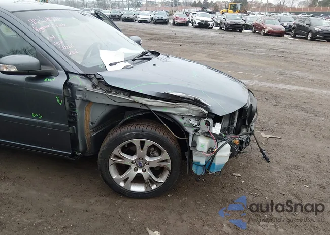 YV1RS592392733934: 44365709