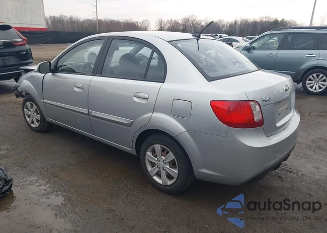 KNADH4A30B6753034: 44365737