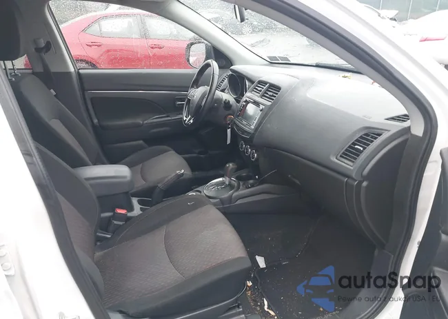 JA4AR3AU6HZ038525: 44365738