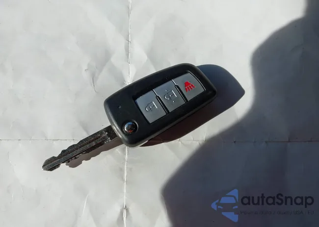 JN8AT2MV6LW140184: 44365807