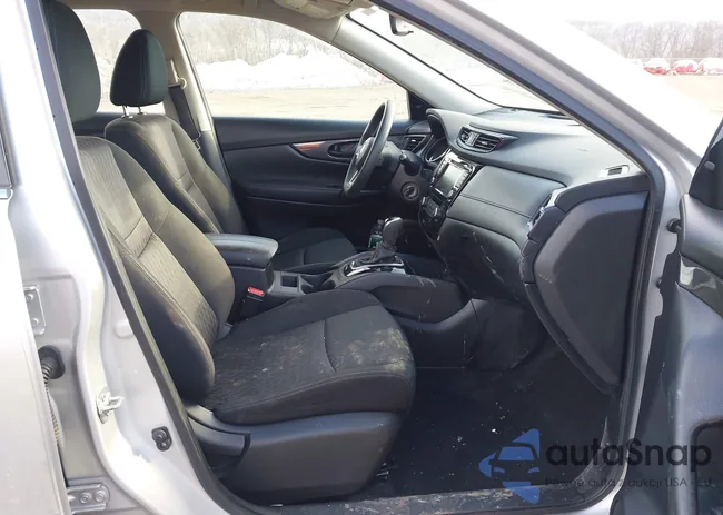 JN8AT2MV6LW140184: 44365807